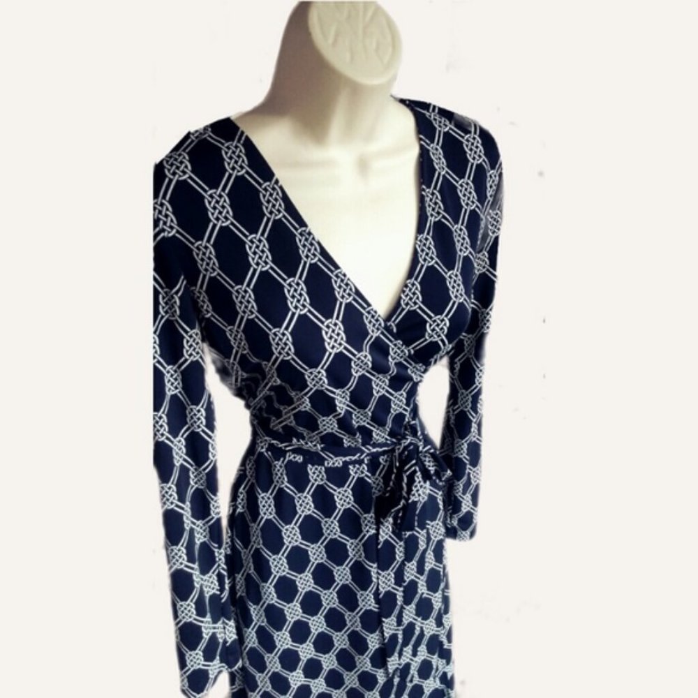 Jones New York Signature Chain Link Wrap Dress DVF